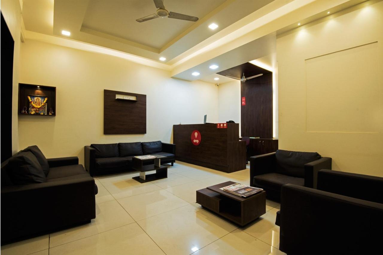 Oyo 1065 Hotel Hmr Royal Inn Pune Ngoại thất bức ảnh