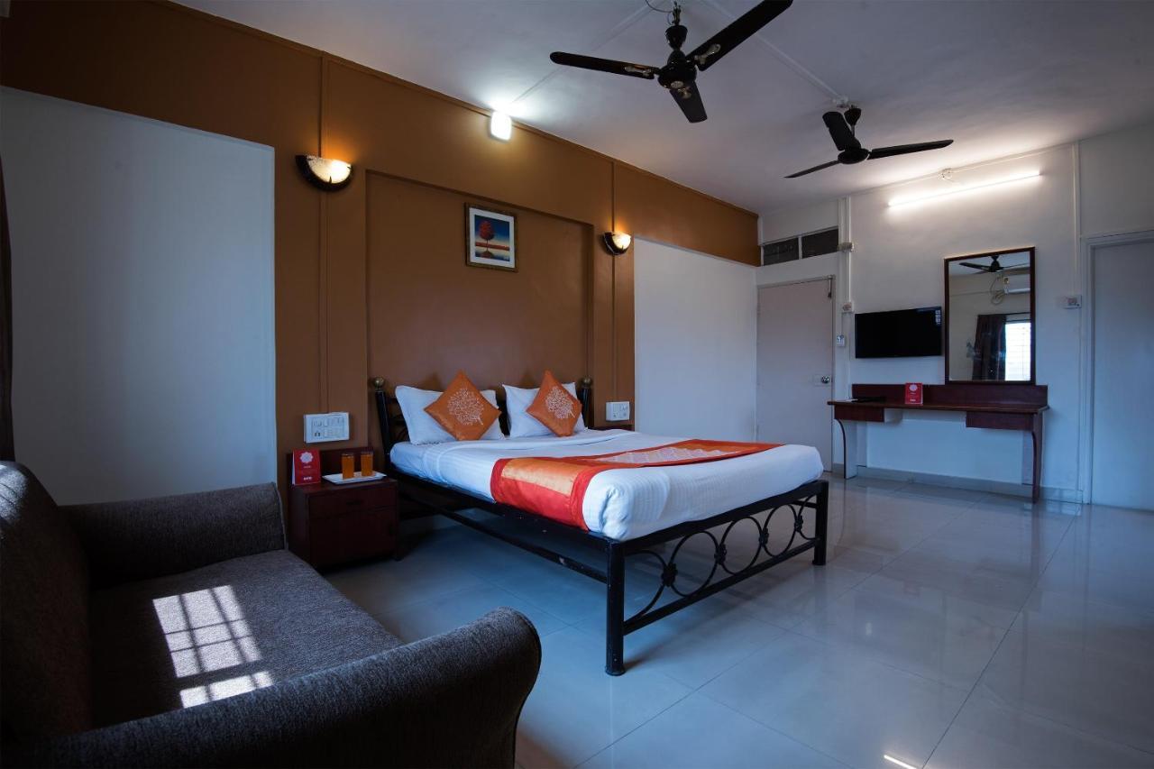 Oyo 1065 Hotel Hmr Royal Inn Pune Ngoại thất bức ảnh
