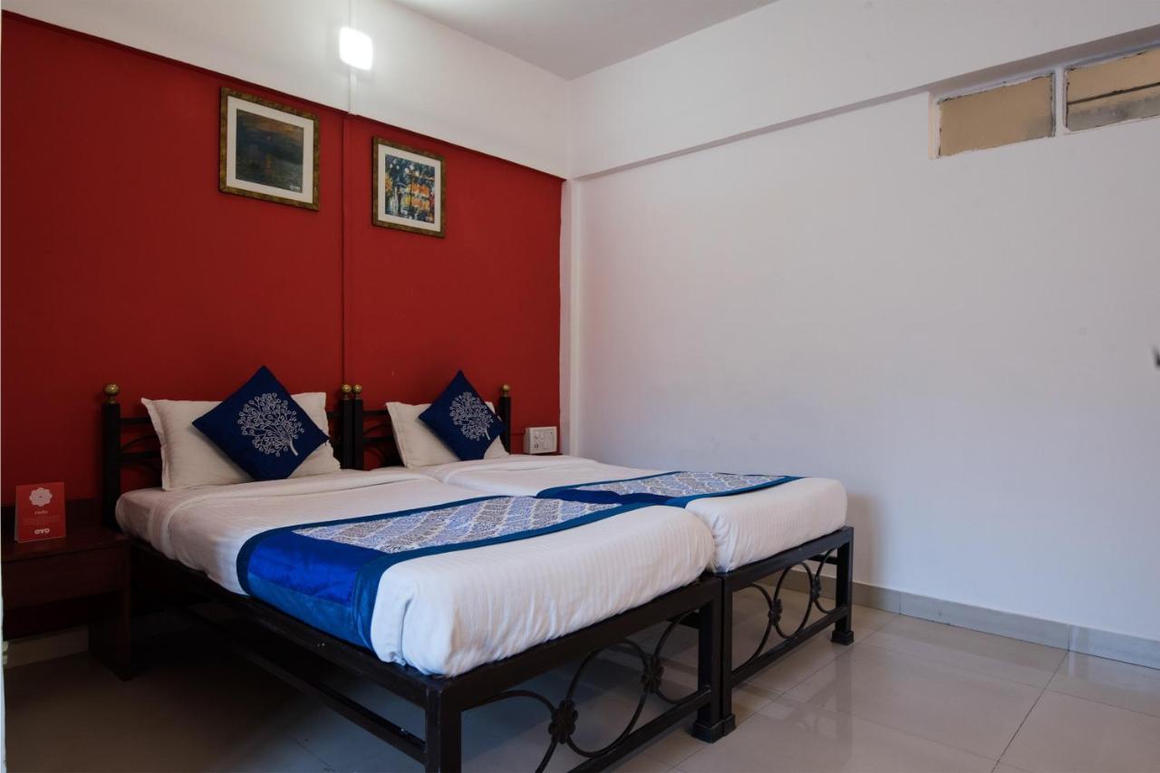 Oyo 1065 Hotel Hmr Royal Inn Pune Ngoại thất bức ảnh